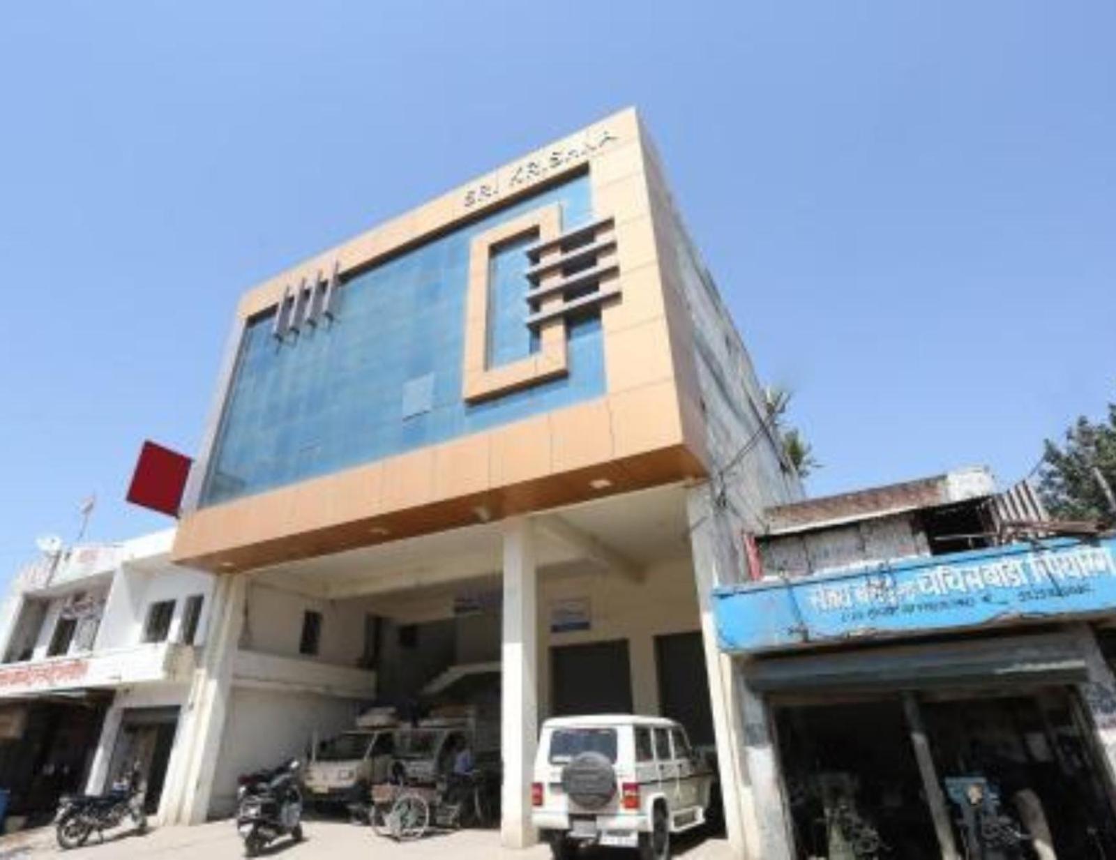 Hotel S K Palace Lucknow , Best Hotel In Lucknow , Hotel In Transport Nagar Lucknow ,Budget Hotels In ลัคเนา ภายนอก รูปภาพ